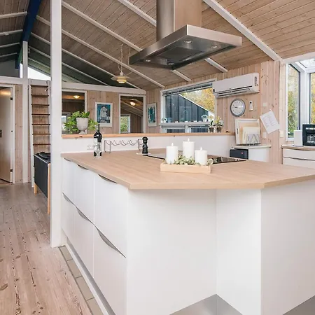 4 Star Holiday Home In Ebeltoft Nyaraló